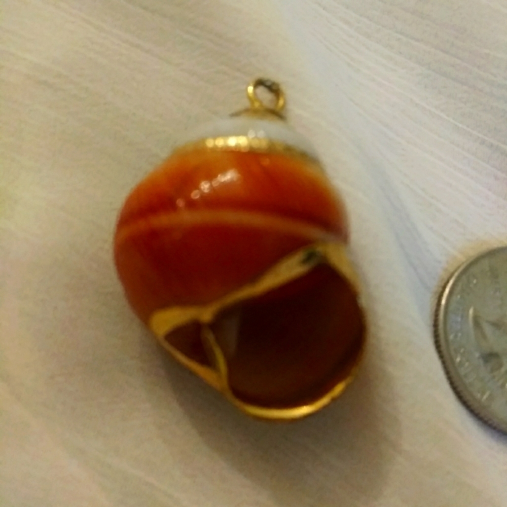 Small shell Pendant